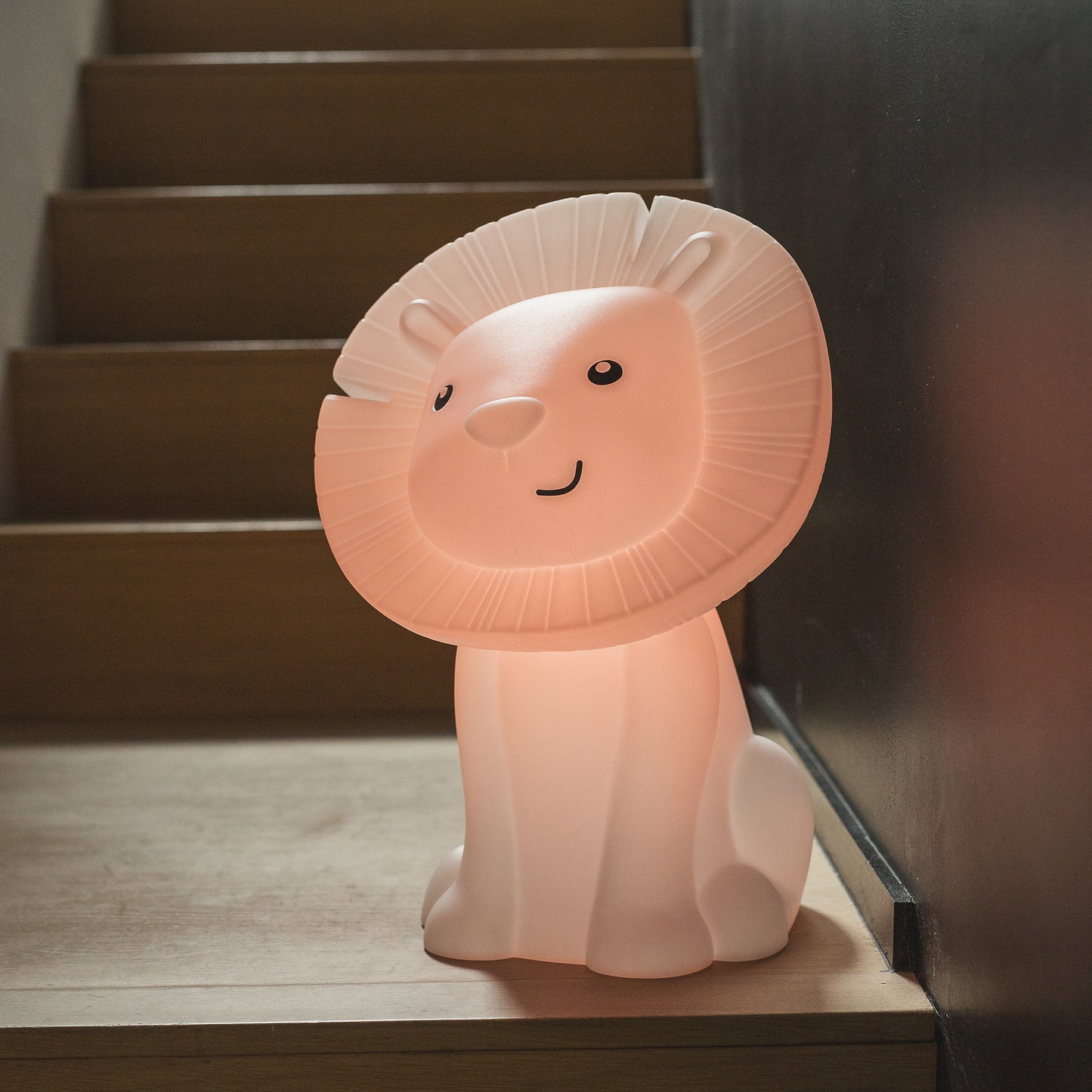 Hakuna Lion Wireless Speaker & Light