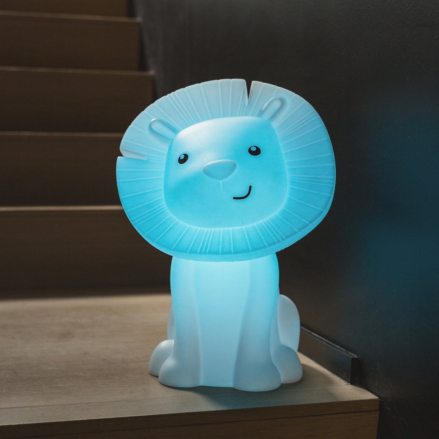 Hakuna Lion Wireless Speaker & Light